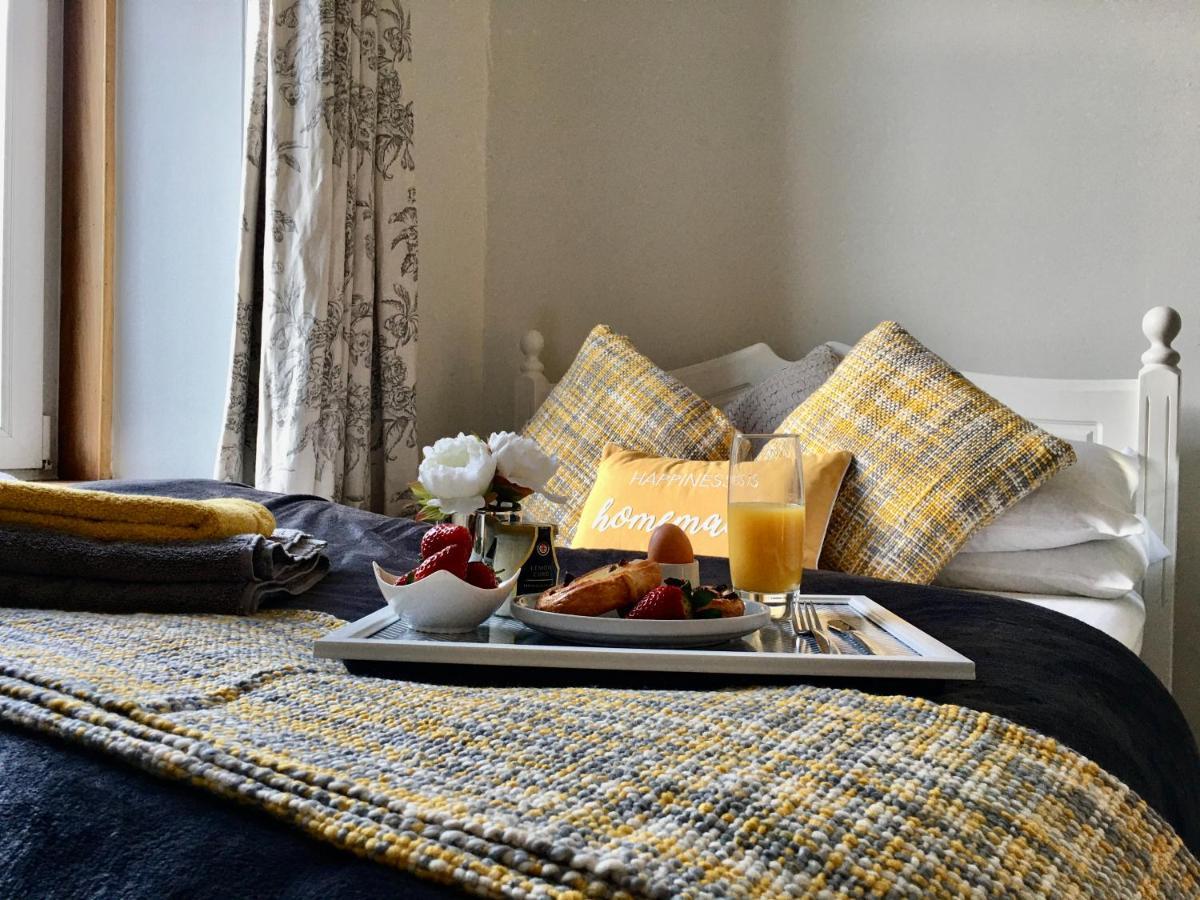 Cosy 2 Bedroom Central Apartment - Free Parking, Free Wifi Aberdeen Exterior photo