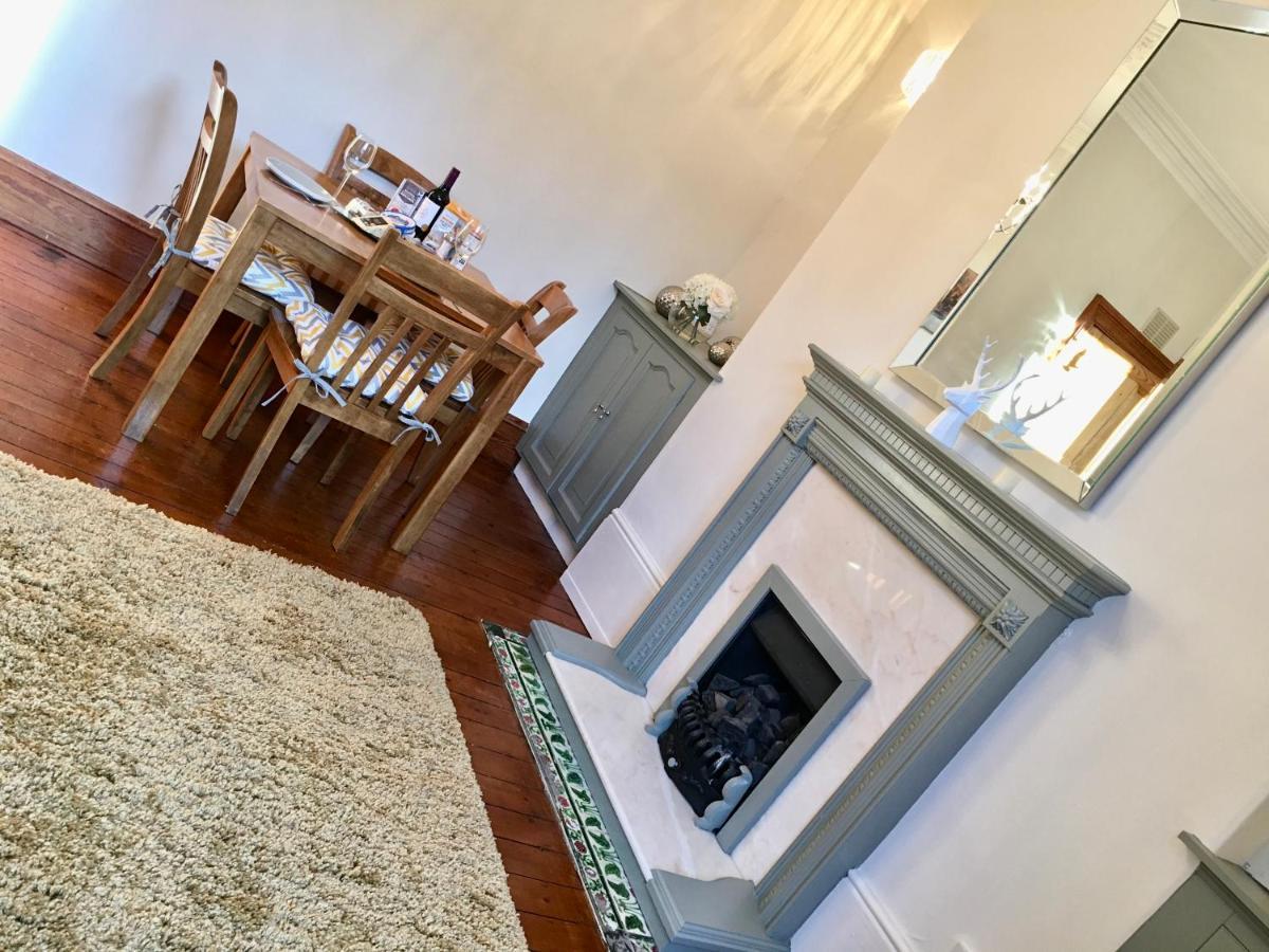 Cosy 2 Bedroom Central Apartment - Free Parking, Free Wifi Aberdeen Exterior photo